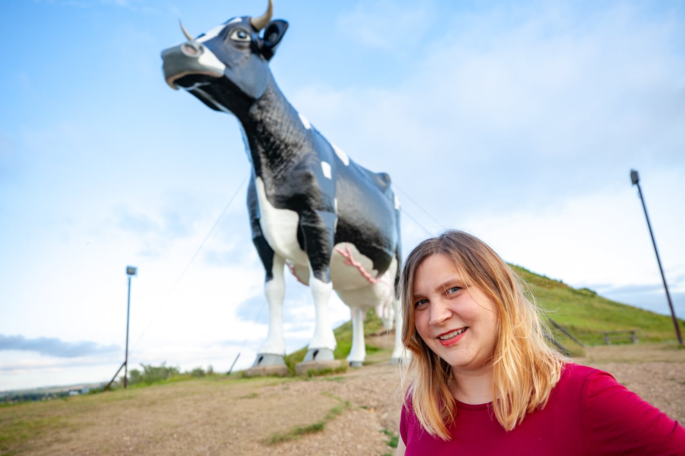 Salem Sue: The World's Largest Holstein Cow in New Salem, North Dakota | North Dakota Roadside Attractions