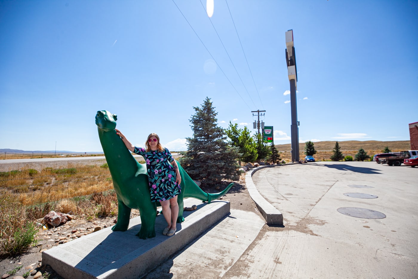 Sinclair Gas Station Dinosaur in Sinclair, Wyoming home of the Sinclair Refinery | Wyoming Roadside Attractions