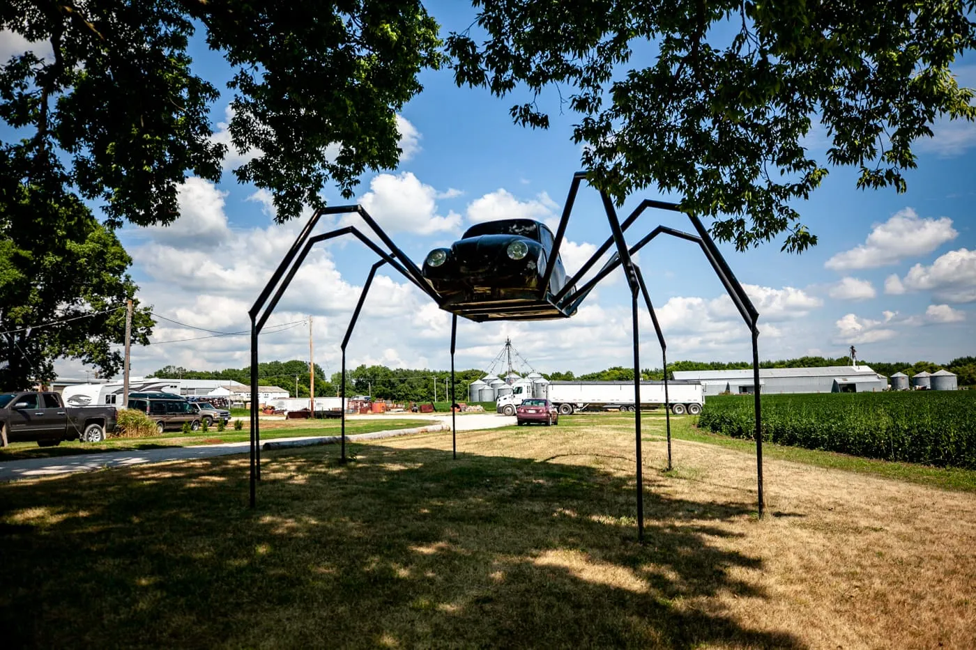 Giant Volkswagen beetle spider in Avoca, Iowa. |Iowa Roadside Attractions.
