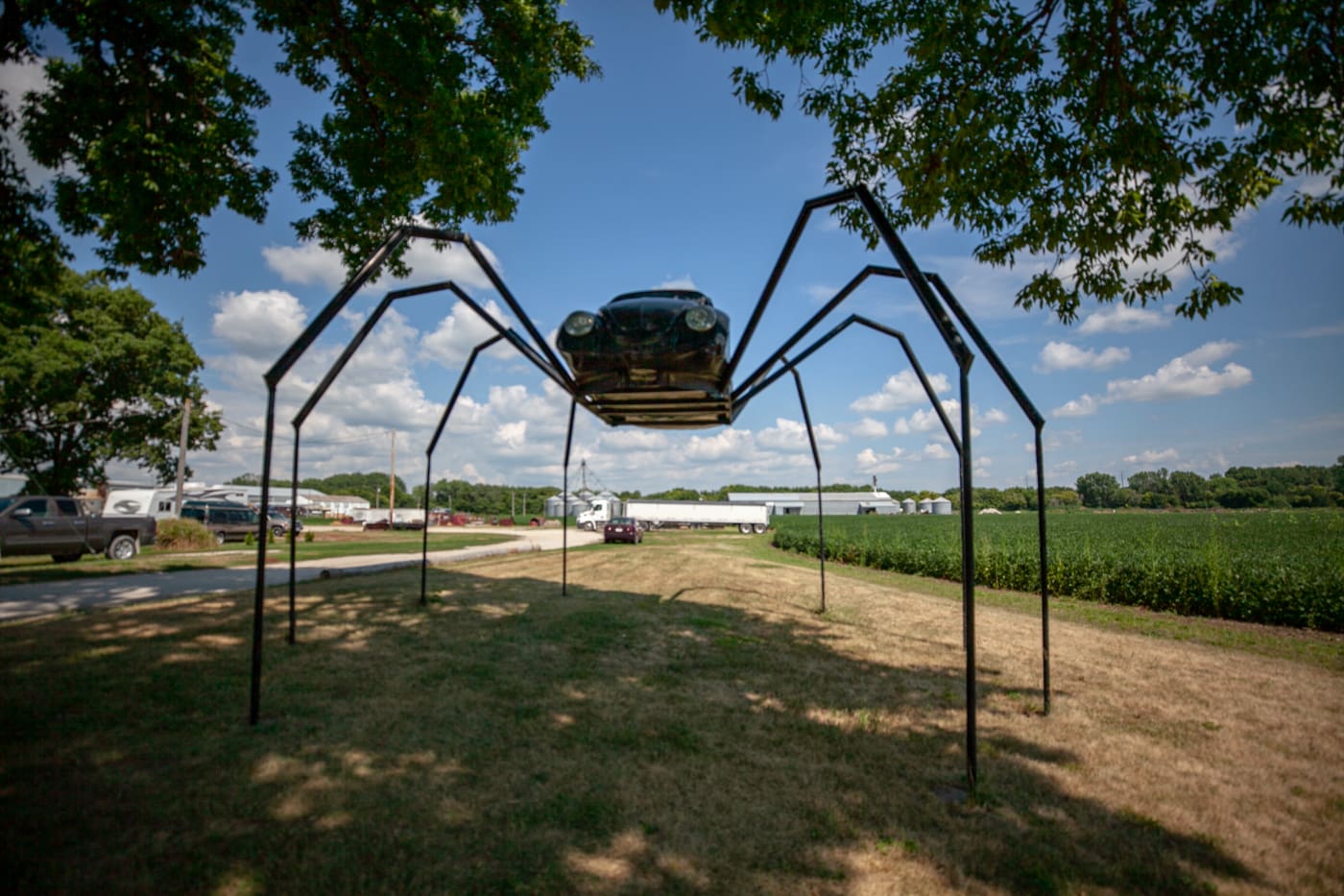 Giant Volkswagen beetle spider in Avoca, Iowa. |Iowa Roadside Attractions.