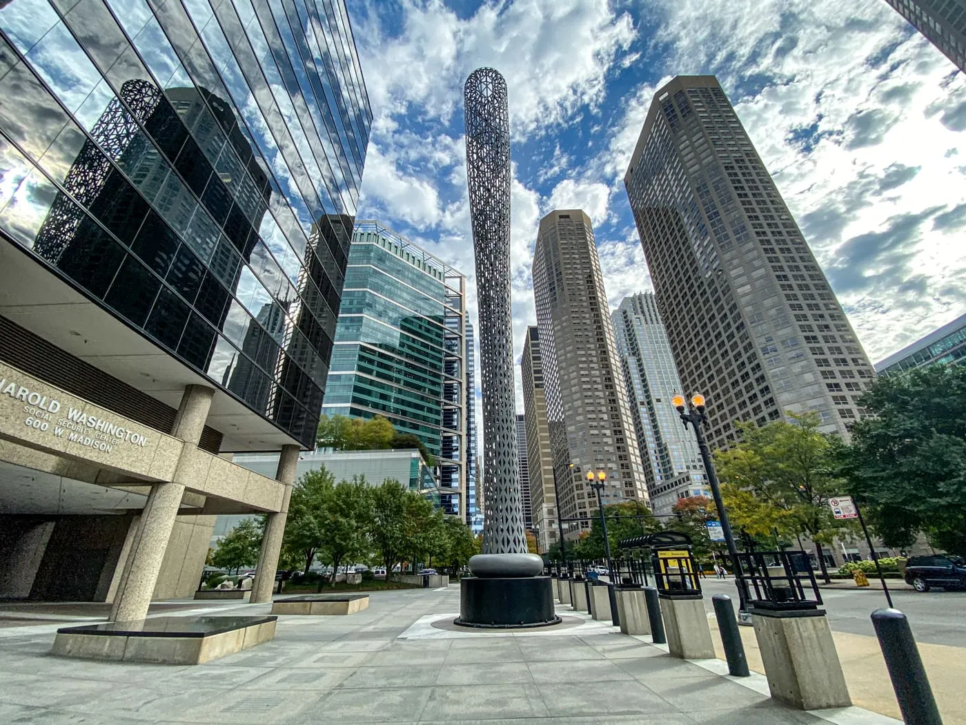 Batcolumn: a giant baseball bat in Chicago, Illinois