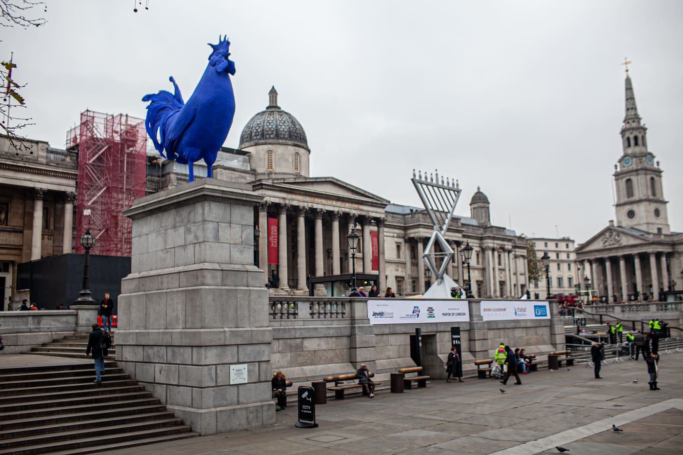 Katharina Fristc's Hahn/Cock - a big blue rooster -  in Trafalgar Square in London, England.