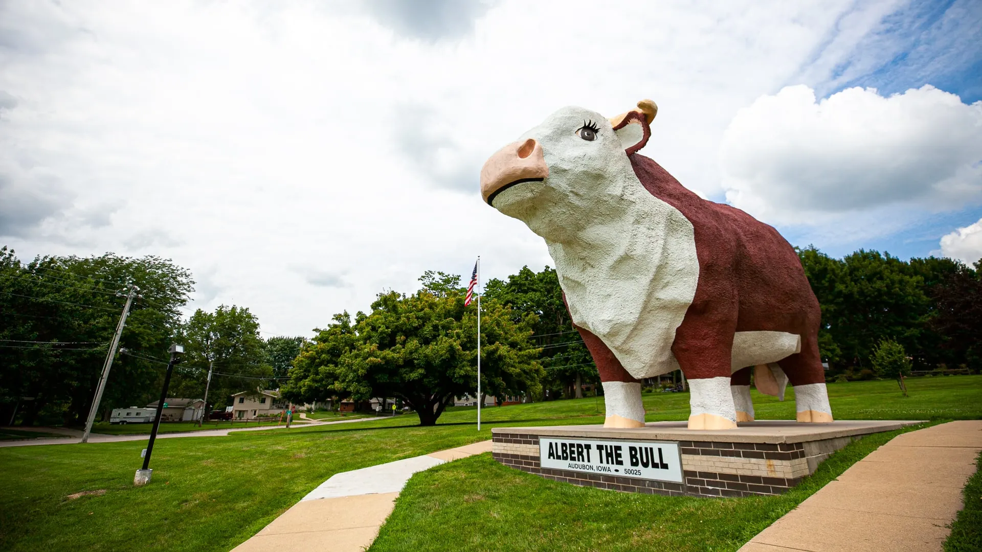 Albert the Bull - Roadside Attraction Zoom Background Images for video conferencing backdrops.