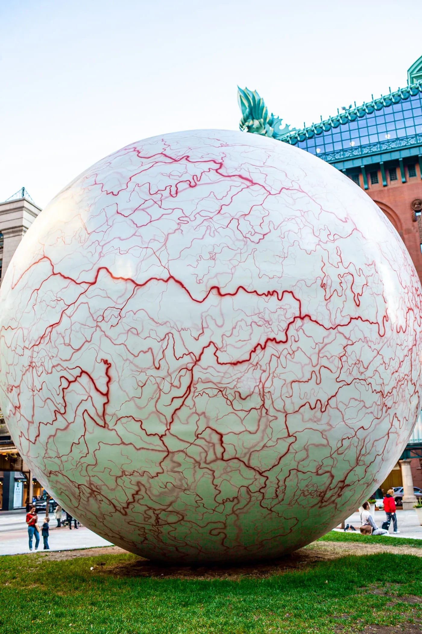 Tony Tasset's Eye - giant fiberglass eye in Chicago, Illinois in 2010 (Now in Dallas, Texas)