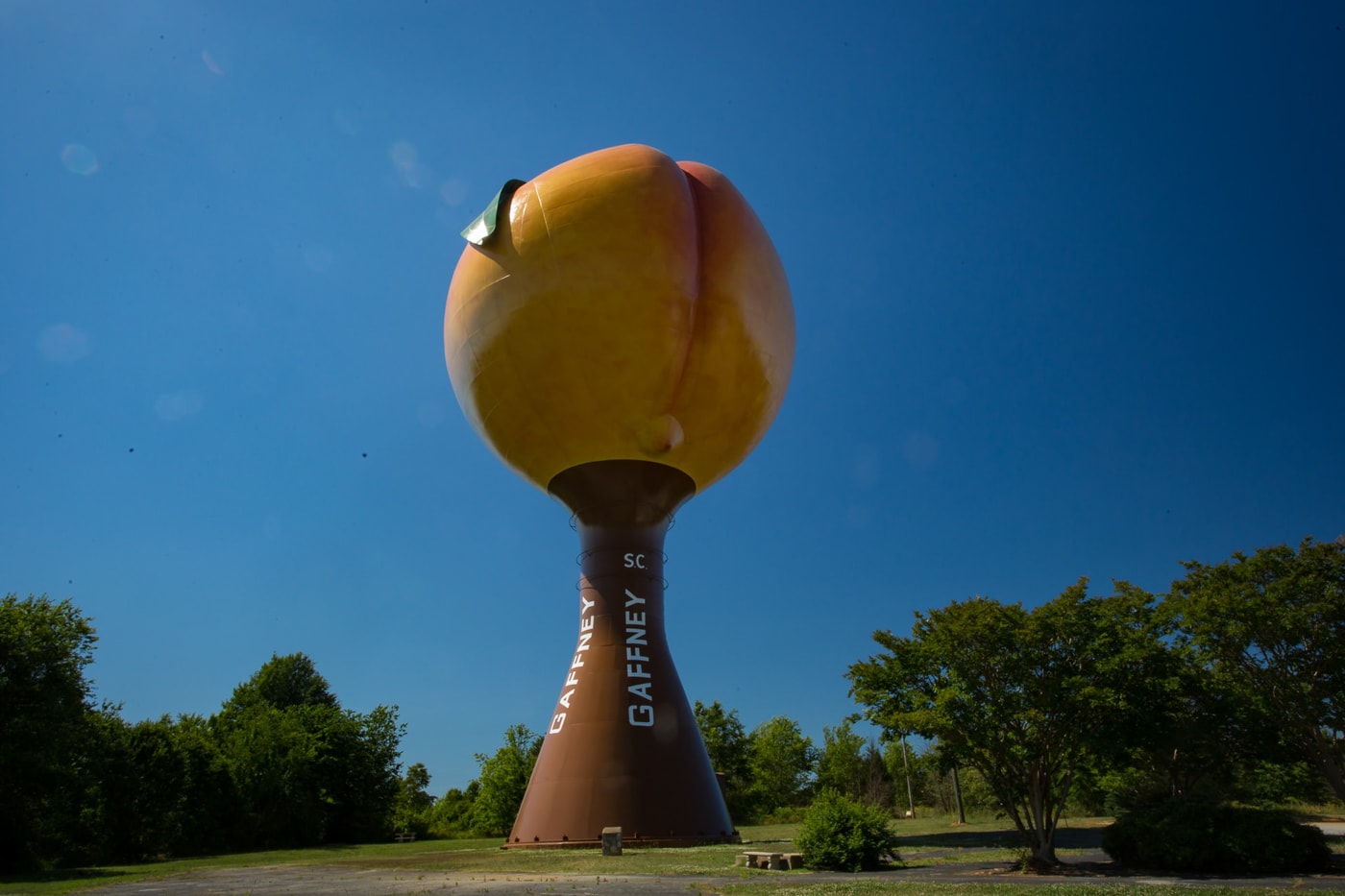 The Peachoid in Gaffney , South Carolina. The World's Largest Peach Water Tower. South Carolina roadside attractions.