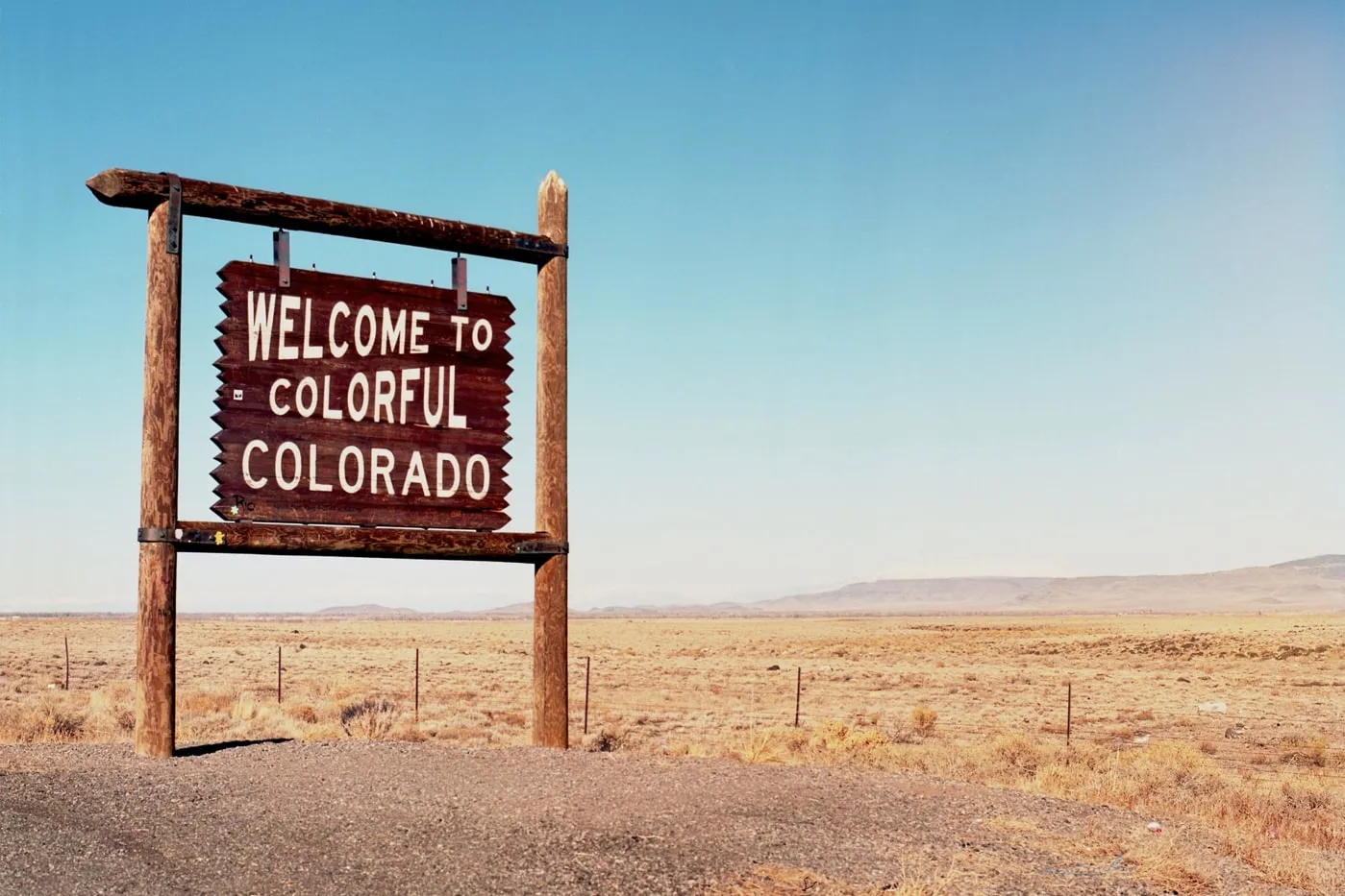 The best Colorado roadside attractions to visit on a Colorado road trip. Add these roadside oddities to your travel bucket list, itinerary, or route map!