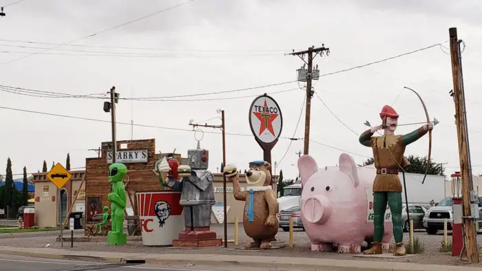 Weird Roadside Attractions - Teako’s Giants of Hatch in New Mexico