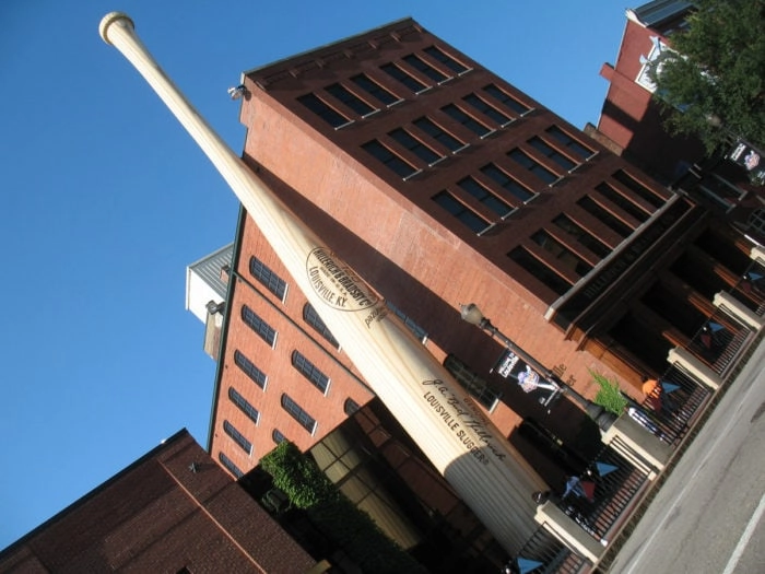 Best Roadside Attractions - World's Largest Bat - Louisville Slugger Museum Baseball Bat