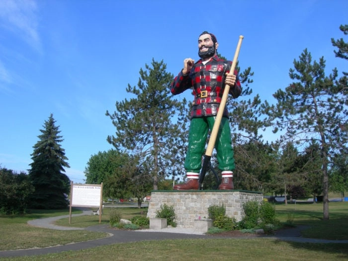 Weird roadside attractions - Paul Bunyan in Bangor, Maine