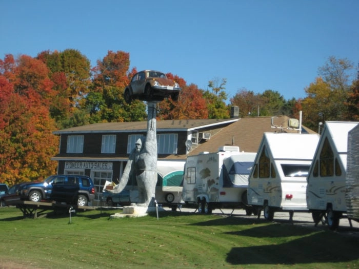 Best Roadside Attractions - Vermont Gorilla Holding a VW Beetle