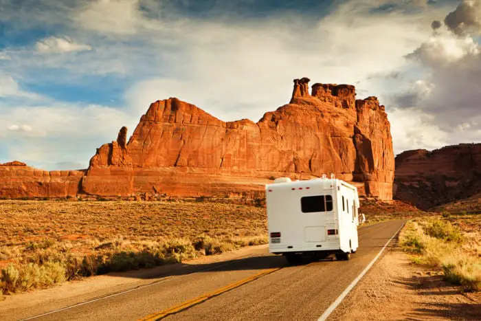 Who doesn't love a good road trip movie? Movies that capture the thrill, the fun, and, yes, sometimes the dangers of hitting the open road. Here are some of the best road trip movies to watch tonight, films that epitomize car travel. You'll find something for everyone: comedies, dramas, family-friendly, horror, classics, and more. Ready to watch? I'll make the popcorn! #RoadTrip #RoadTrips #RoadTripMovies #Movies #RoadTripInspiration