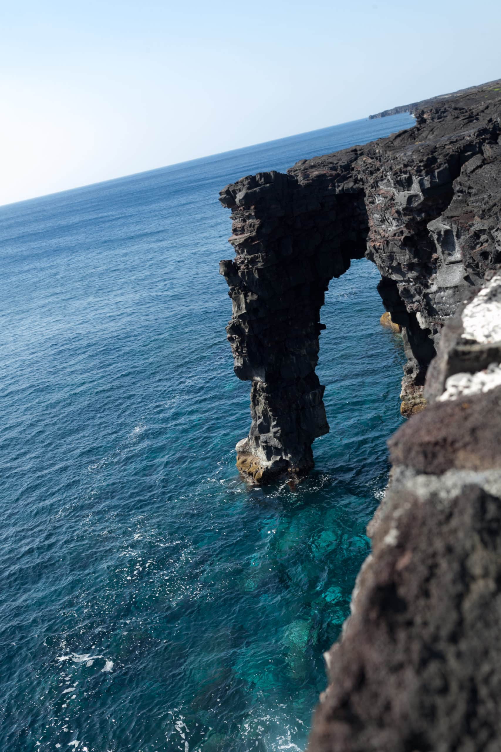 Hōlei Sea Arch at Hawaii Volcanoes National Park in Bog Island