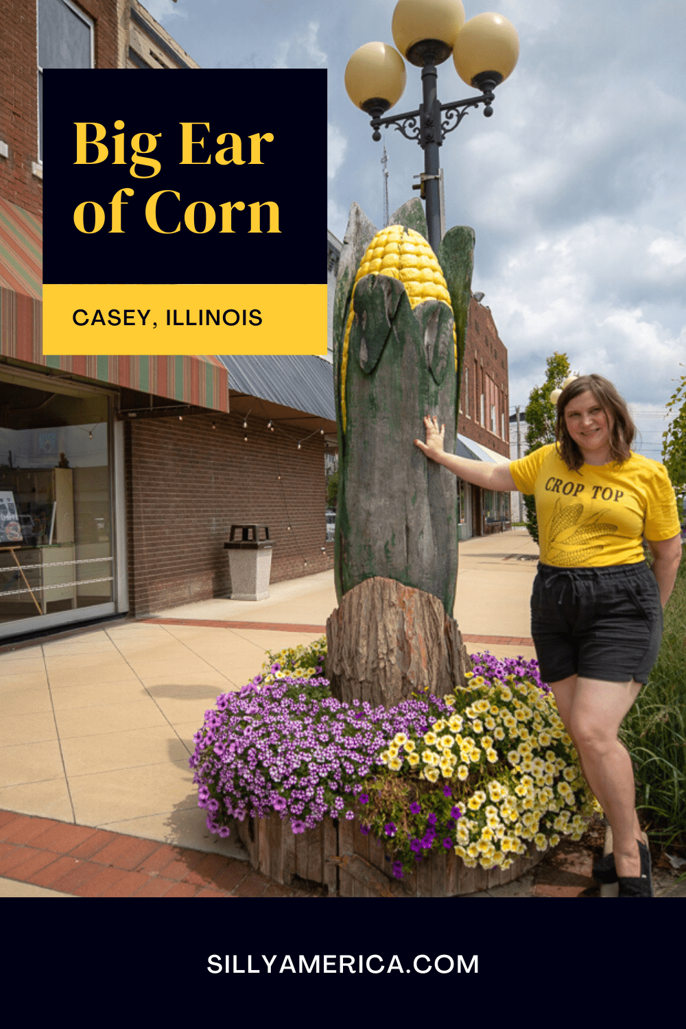 Casey, Illinois is a small town known for its big things. The town is home to over thirty roadside attractions, including twelve record holding world's largest things! The big ear of corn might be one of the smallest big things in Casey, but it's still cream of the crop!  #IllinoisRoadsideAttractions #IllinoisRoadsideAttraction #RoadsideAttractions #RoadsideAttraction #RoadTrip #IllinoisRoadTrip #IllinoisWeekendGetaways #IllinoisWithKids #WorldsLargestThings