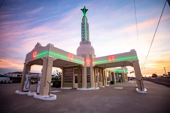 The Conoco Tower Station and U-Drop Inn Café in Shamrock, Texas