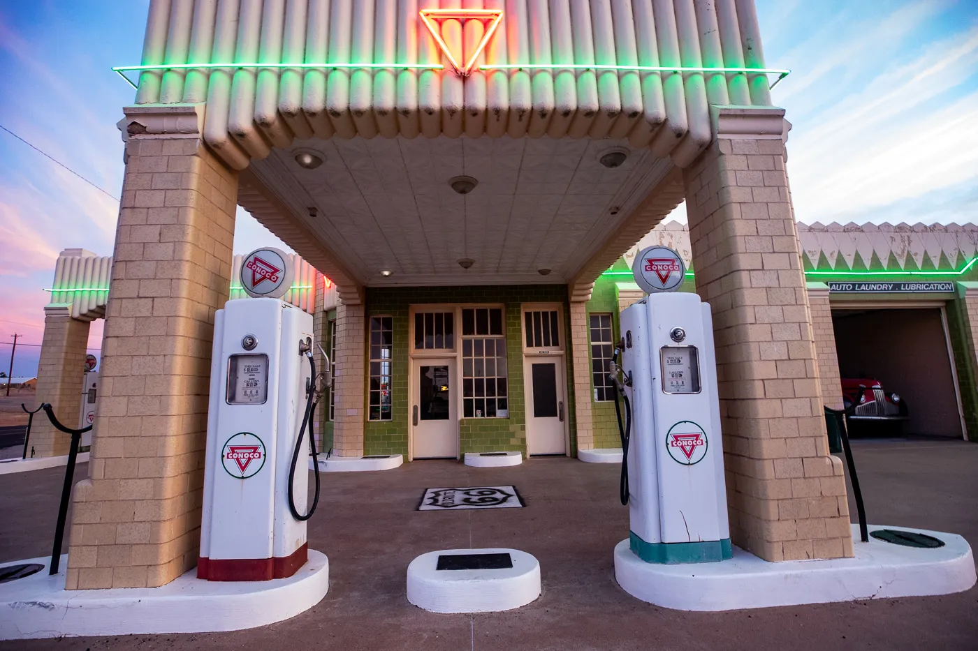 The Conoco Tower Station and U-Drop Inn Café in Shamrock, Texas