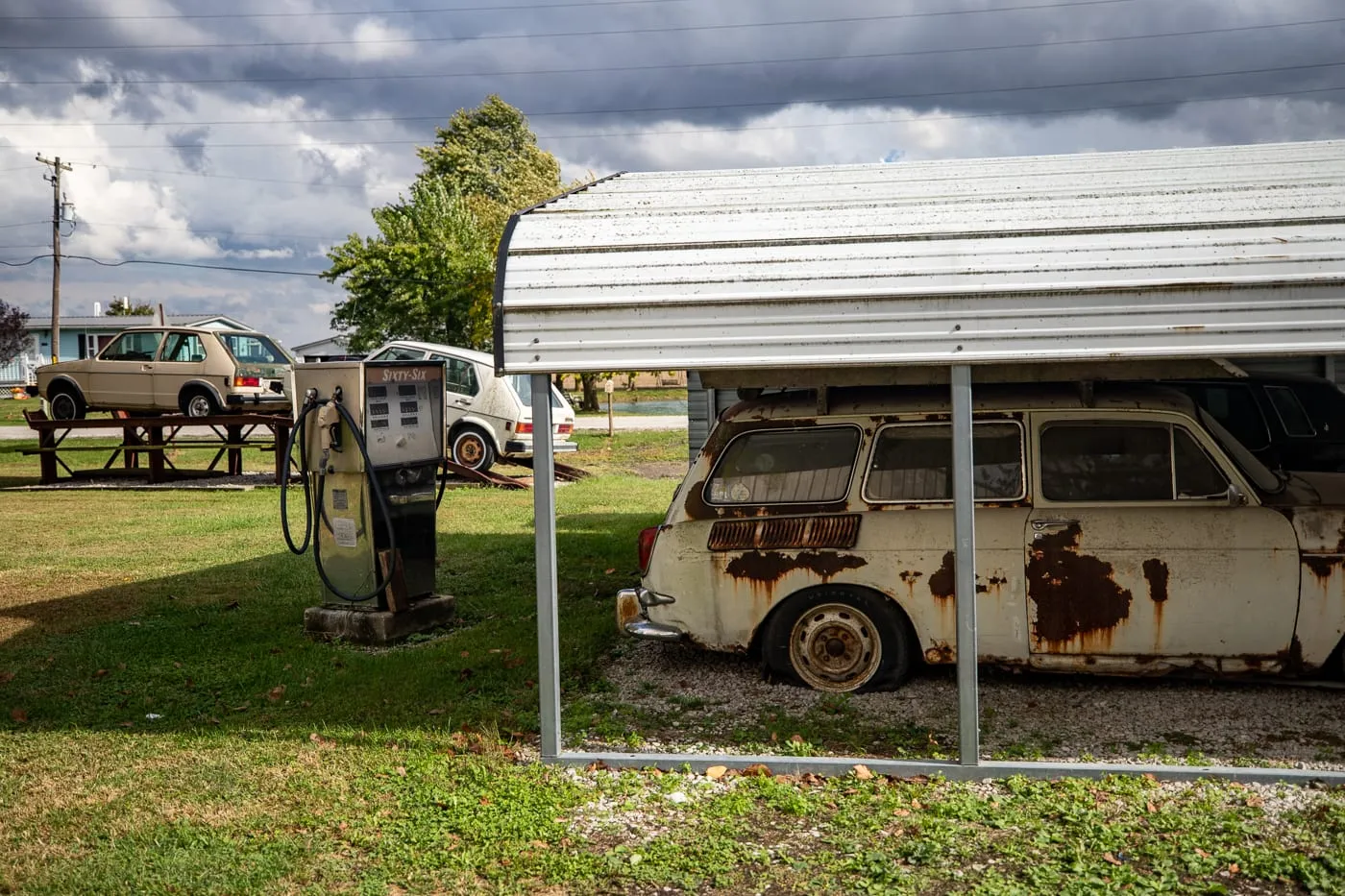 Henry's Rabbit Ranch in Staunton, Illinois Route 66 roadside attraction