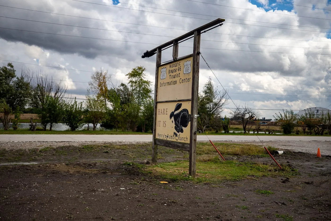 Henry's Rabbit Ranch in Staunton, Illinois Route 66 roadside attraction