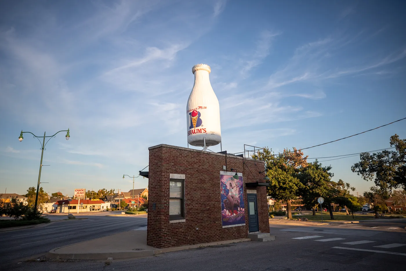 Milk Bottle Grocery in Oklahoma City, Oklahoma - giant milk bottle roadside attraction