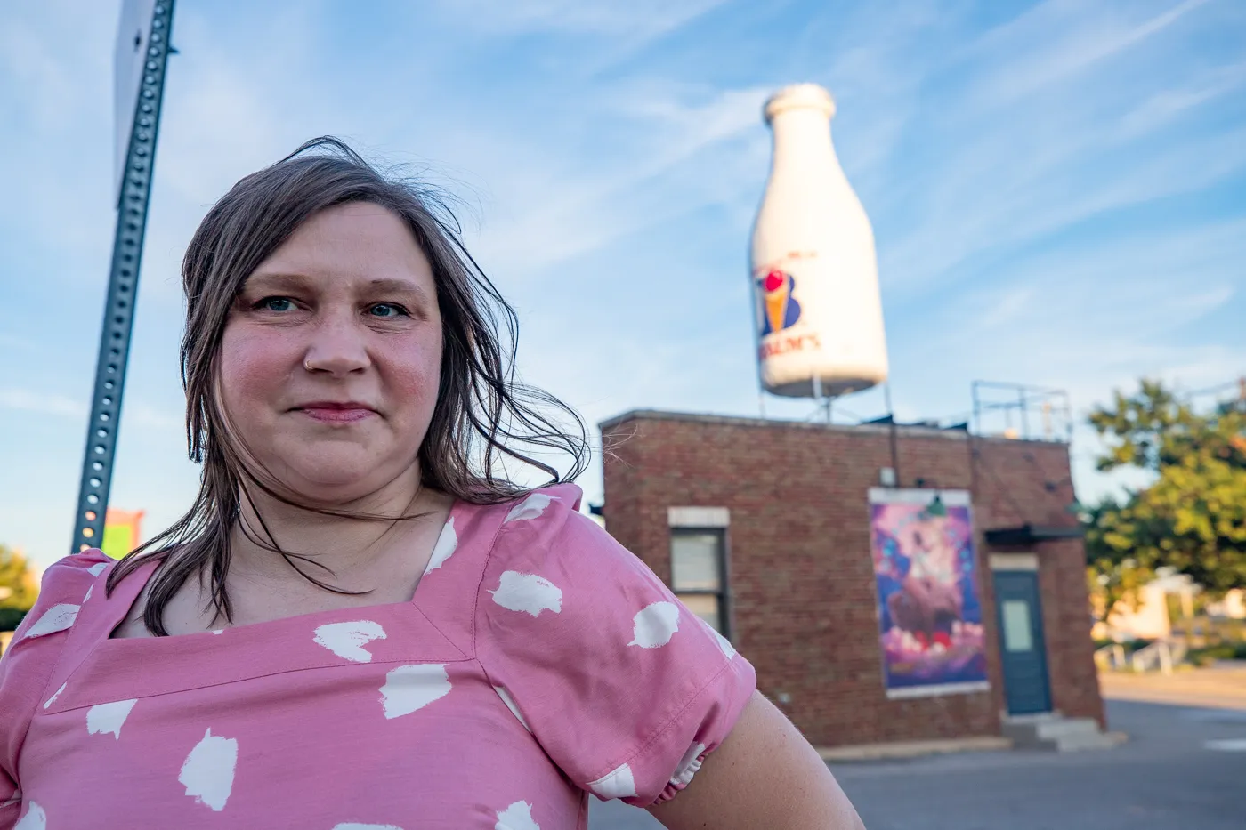 Milk Bottle Grocery in Oklahoma City, Oklahoma - giant milk bottle roadside attraction