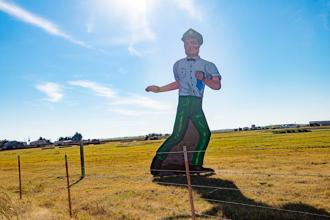 Muffler Men Mural on Route 66 in Oklahoma