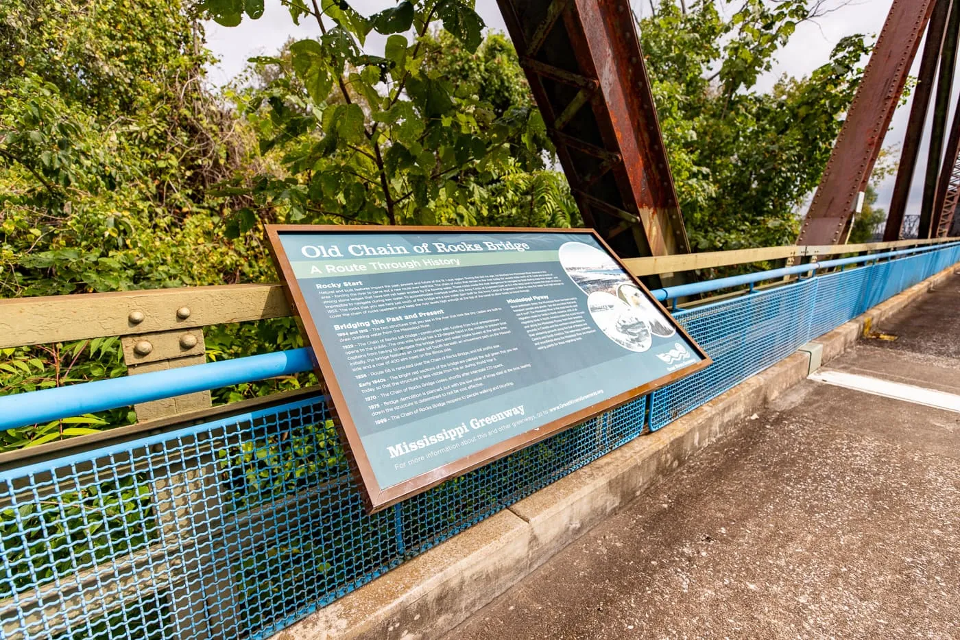 Old Chain of Rocks Bridge in St. Louis, Missouri - a Route 66 roadside attraction