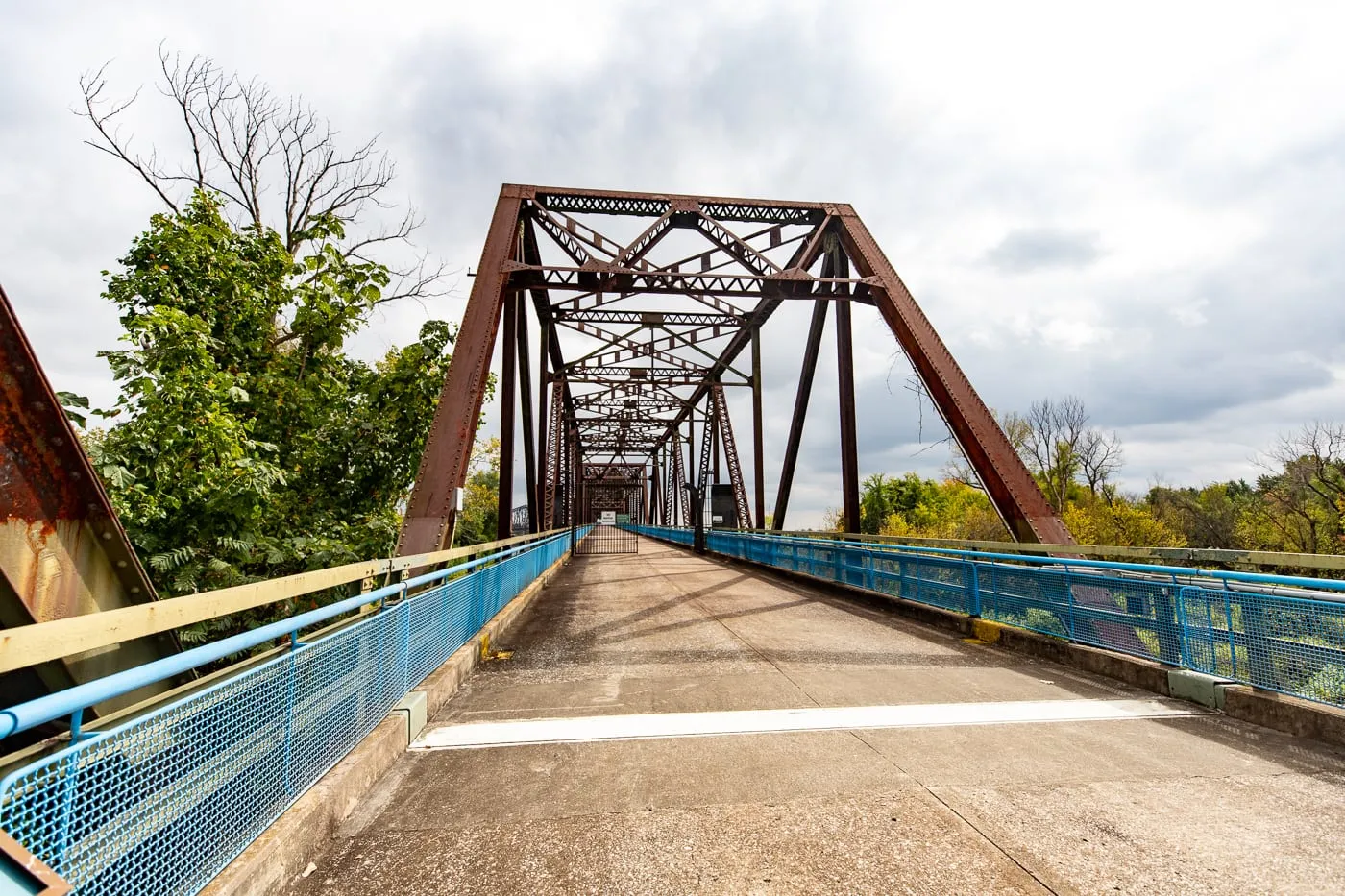 Old Chain of Rocks Bridge in St. Louis, Missouri - a Route 66 roadside attraction