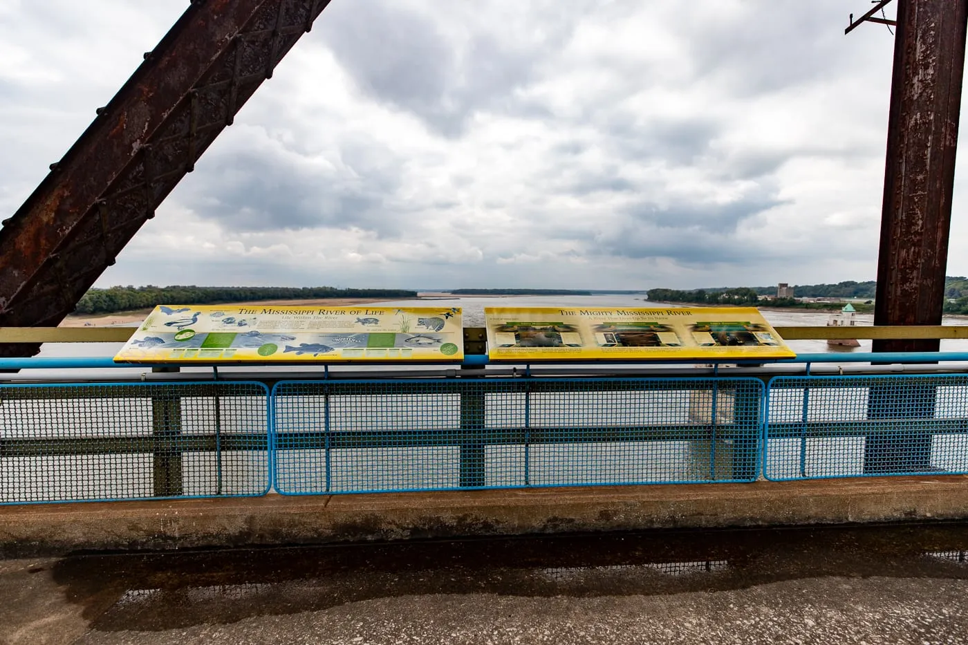 Old Chain of Rocks Bridge in St. Louis, Missouri - a Route 66 roadside attraction