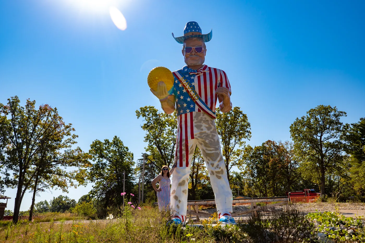 Mega Mayor Muffler Man in Uranus, Missouri - Route 66 Roadside Attraction