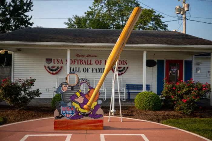 Big Baseball Bat in Casey, Illinois & USA Softball of Illinois Hall of Fame