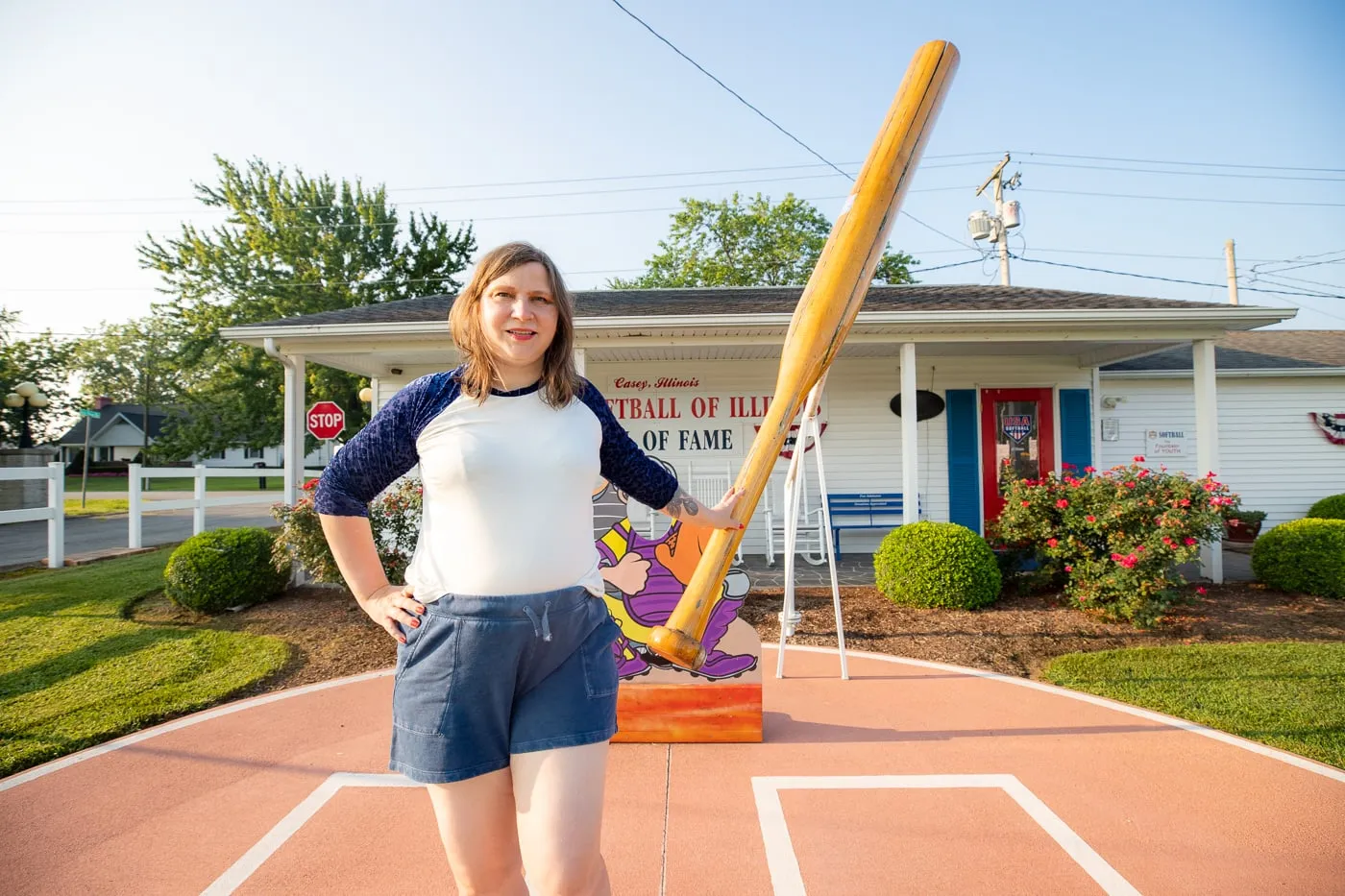 Big Baseball Bat in Casey, Illinois & USA Softball of Illinois Hall of Fame