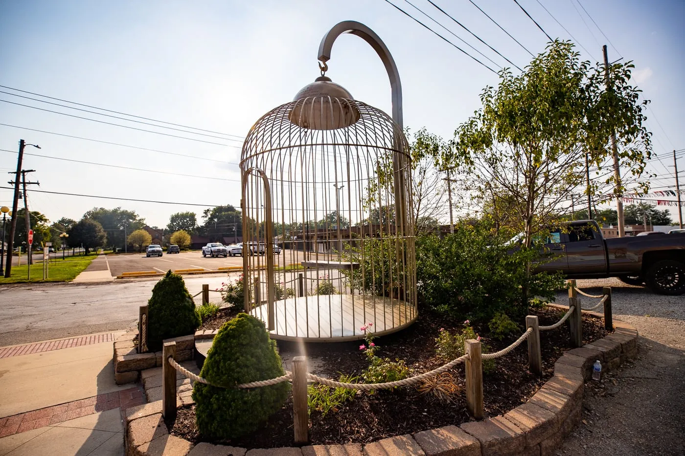 Big Birdcage in Casey, Illinois roadside attraction