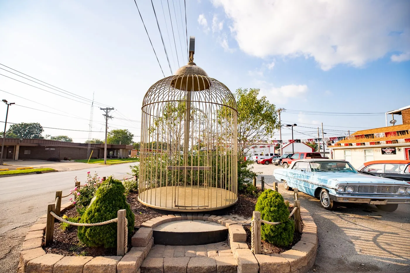 Big Birdcage in Casey, Illinois roadside attraction