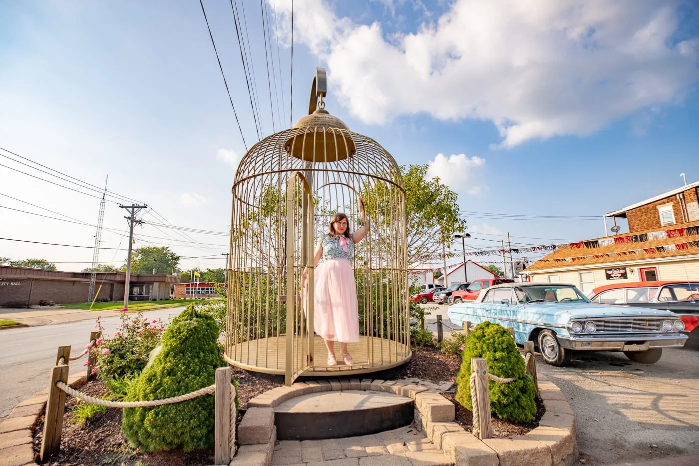 Big Birdcage in Casey, Illinois roadside attraction