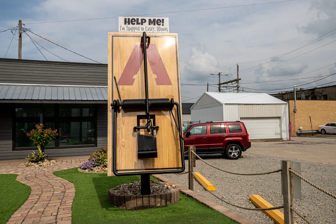 Big Mouse Trap in Casey, Illinois roadside attraction