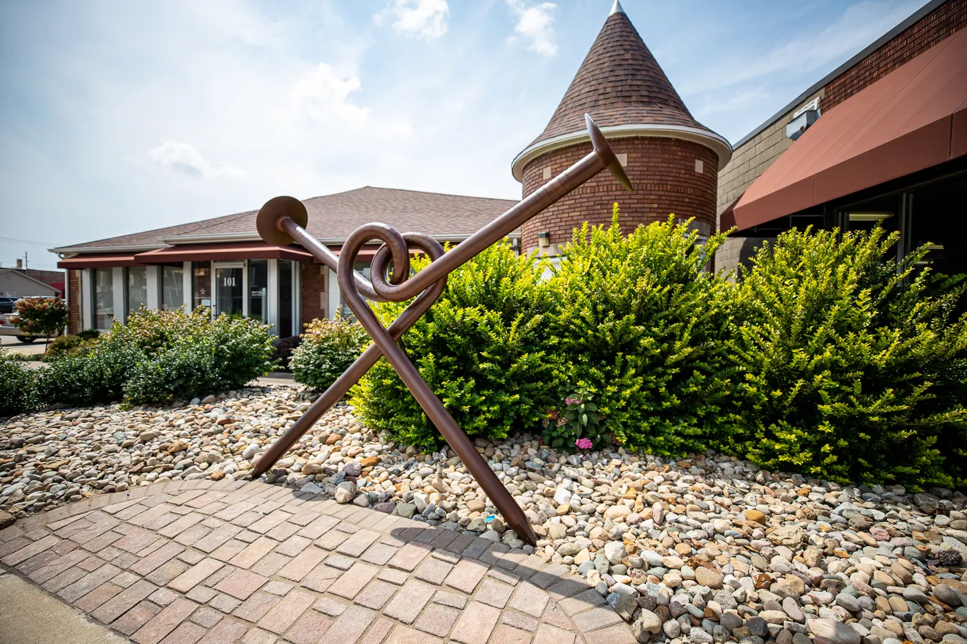 Big Nail Puzzle in Casey, Illinois roadside attraction