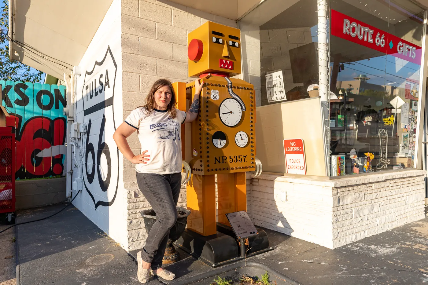 Lilliput Robots on 66 at Buck Atom's Cosmic Curios on Route 66 in Tulsa, Oklahoma