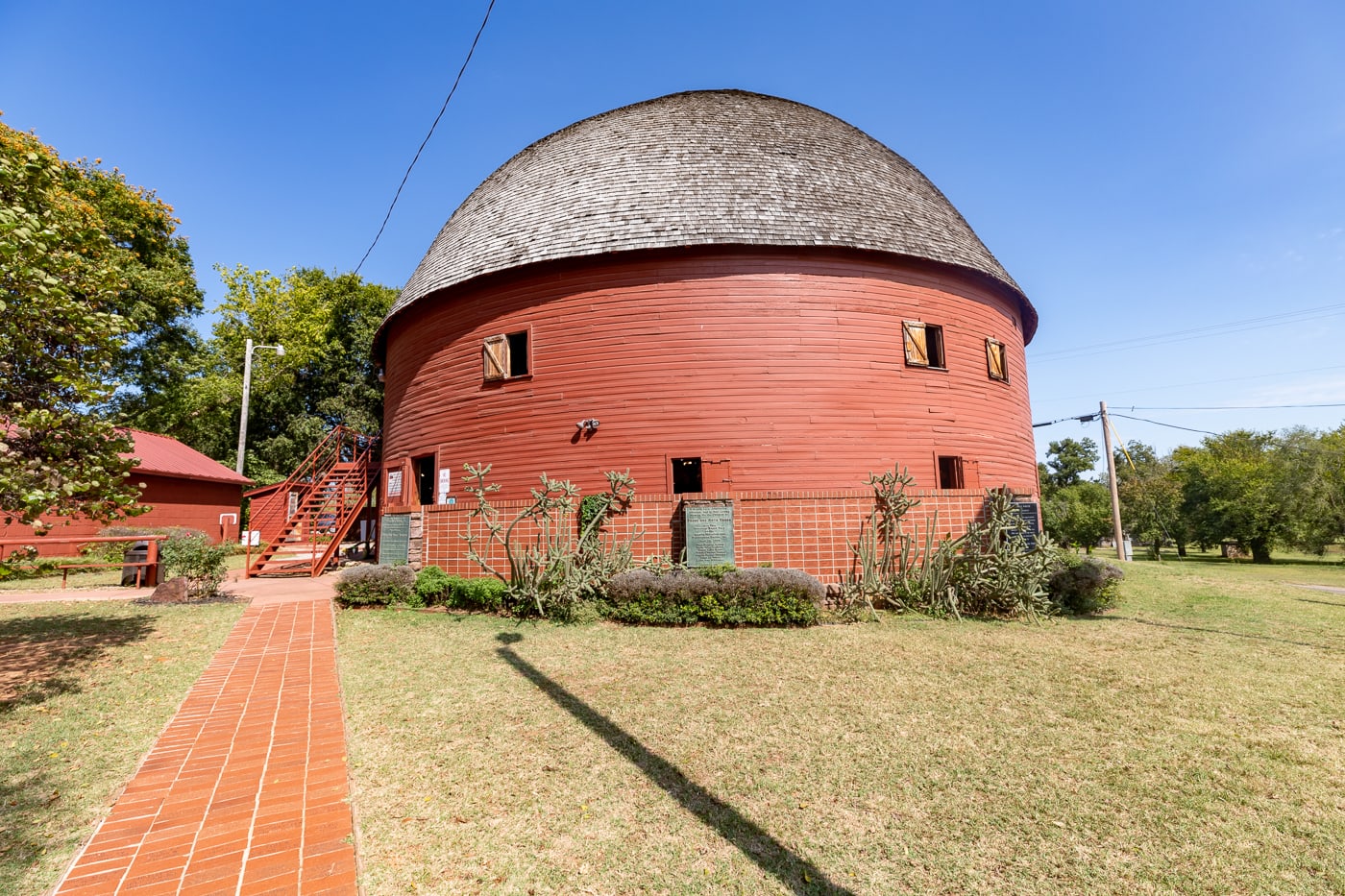 Arcadia Round Barn on Oklahoma Route 66