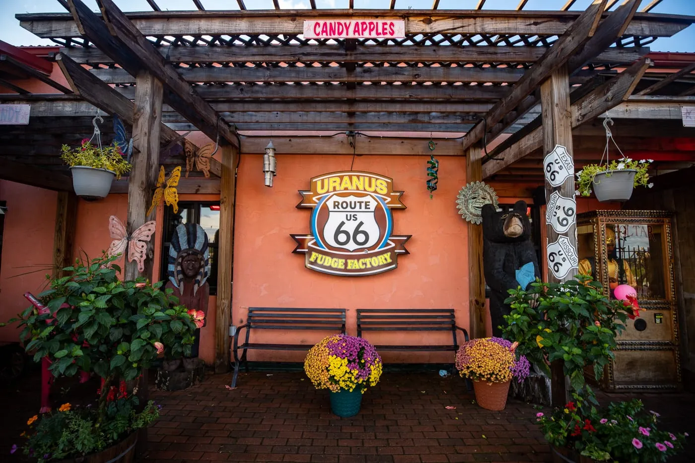 Uranus Fudge Factory and General Store in Uranus, Missouri - Route 66 Roadside Attraction