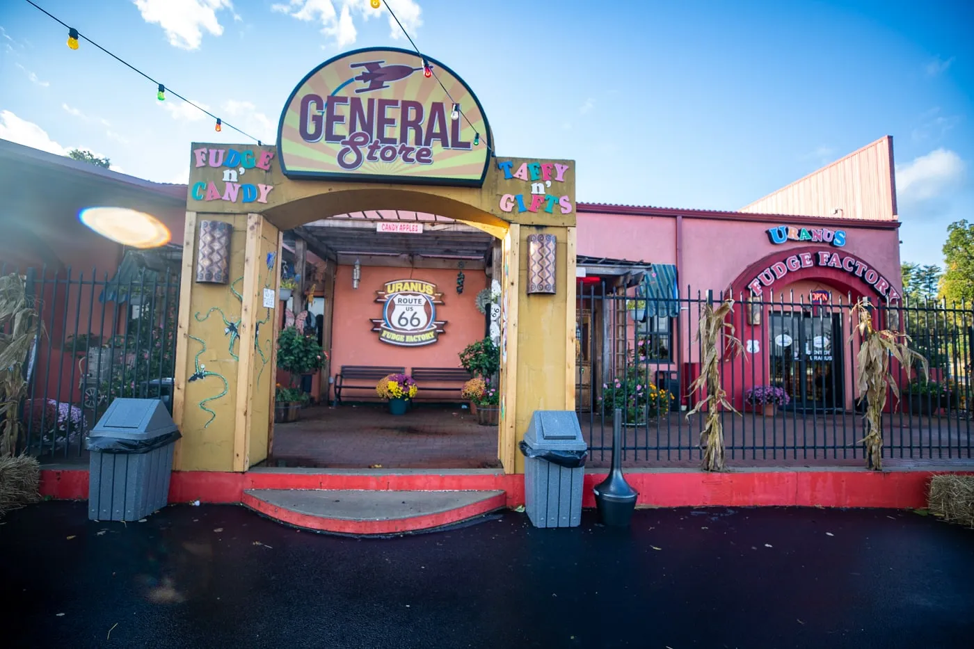 Uranus Fudge Factory and General Store in Uranus, Missouri - Route 66 Roadside Attraction