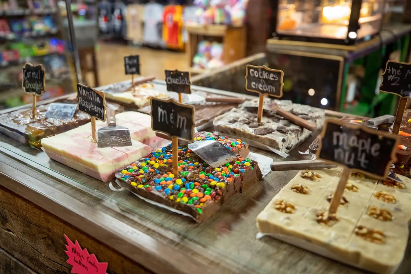 Uranus Fudge Factory and General Store - Route 66 Roadside Attraction