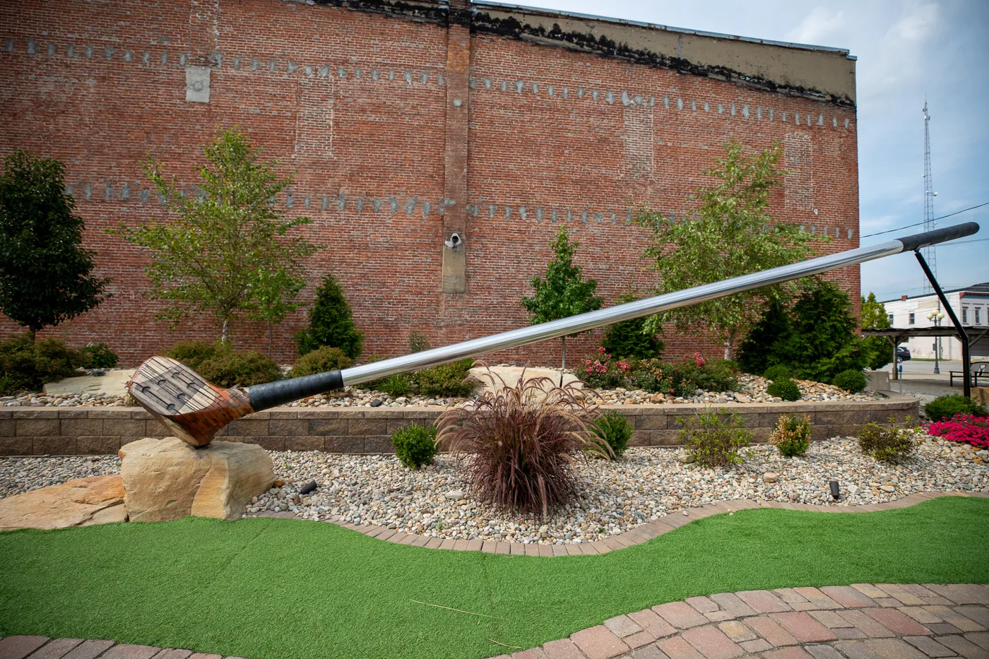World's Largest Golf Club in Casey, Illinois roadside attraction