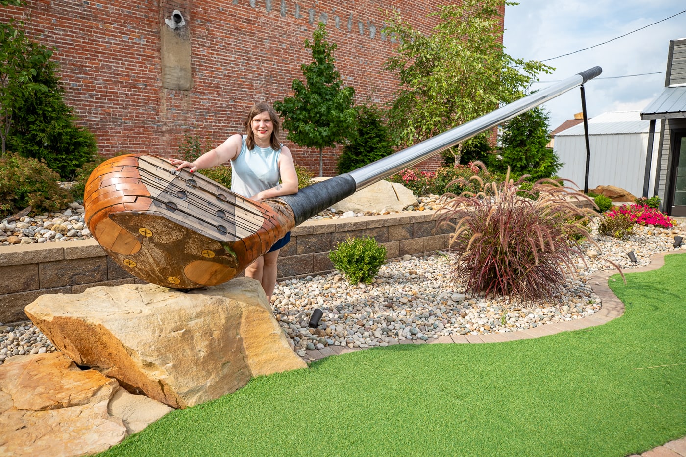 World's Largest Golf Club in Casey, Illinois roadside attraction