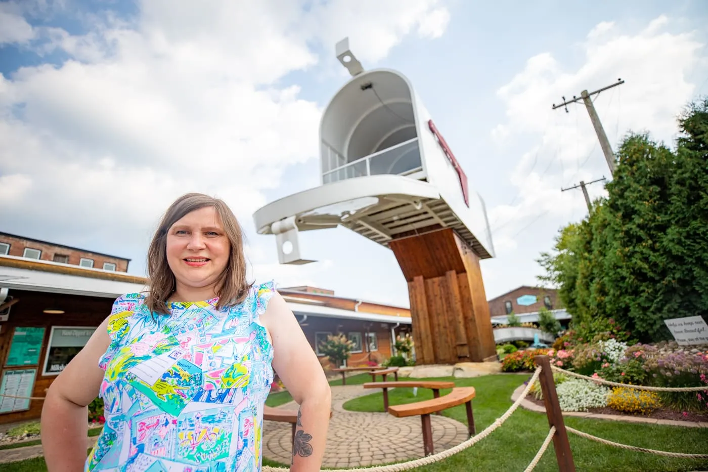 World's Largest Mailbox  in Casey, Illinois roadside attraction