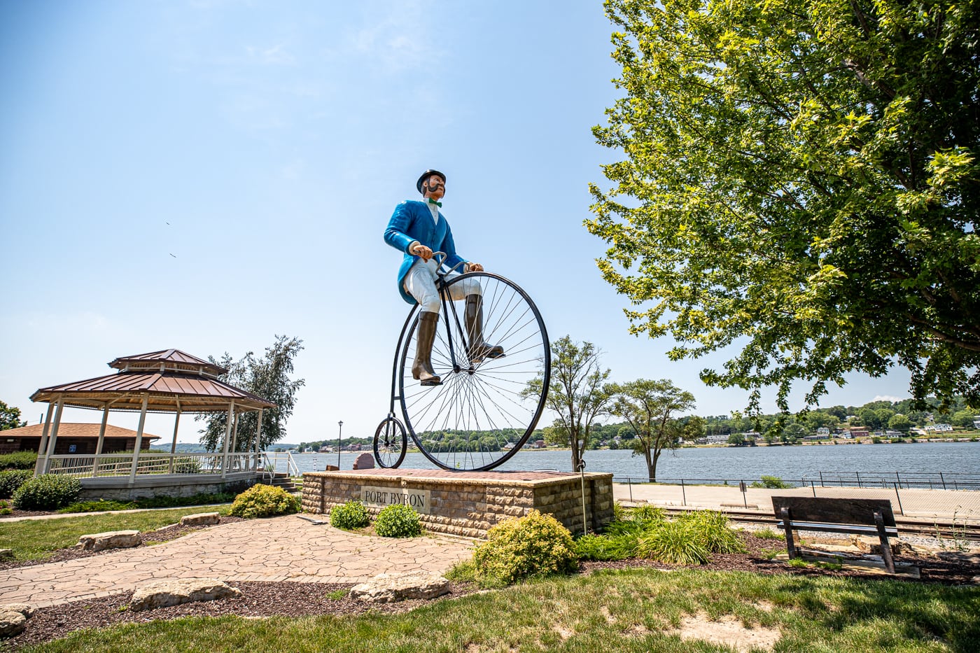 Will B. Rolling - Fiberglass Bicyclist in Port Byron, Illinois