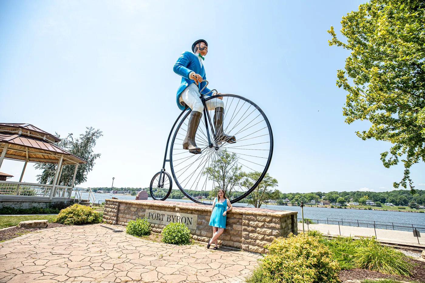 Will B. Rolling - Fiberglass Bicyclist in Port Byron, Illinois