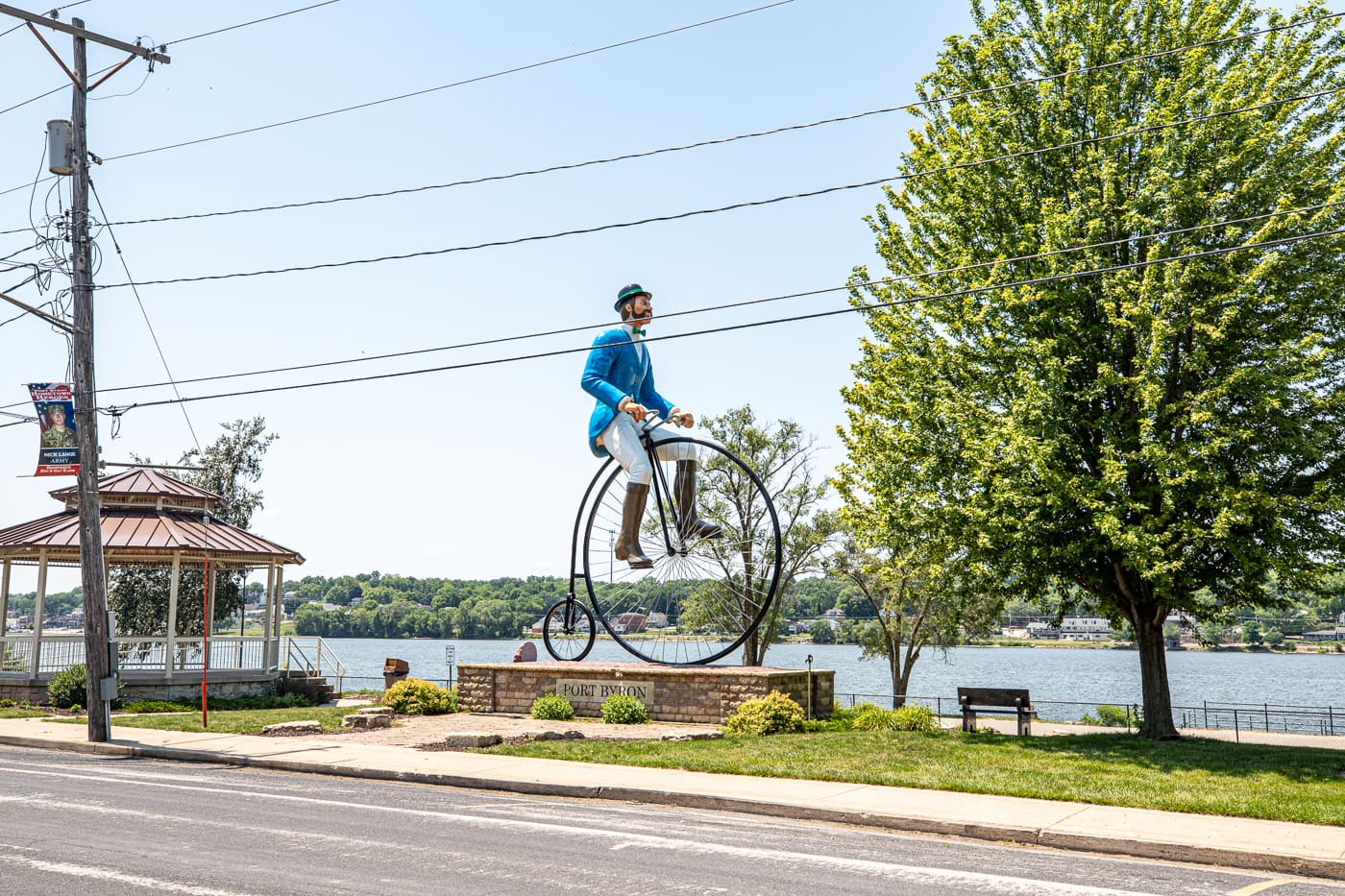 Will B. Rolling - Fiberglass Bicyclist in Port Byron, Illinois