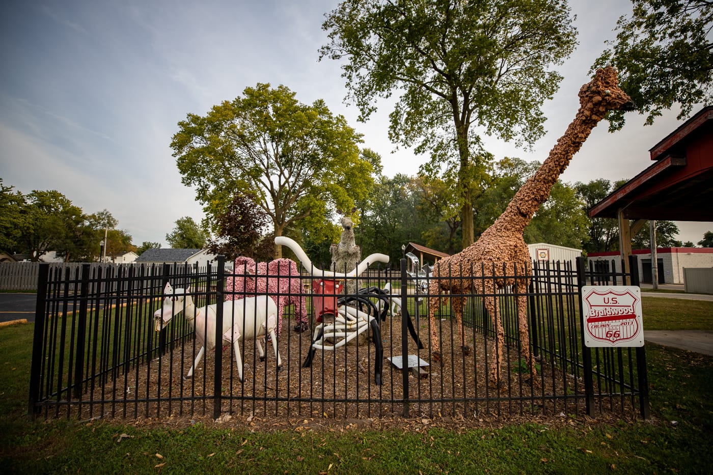 Braidwood Zoo in Braidwood, Illinois: Route 66 Art Animals