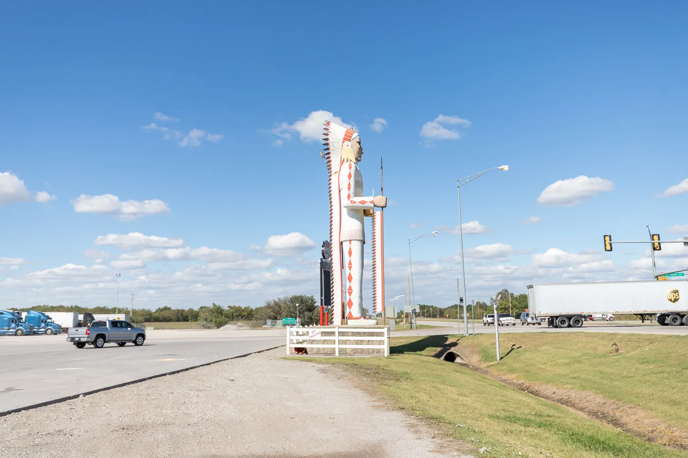 Standing Brave Giant Indian Chief in Big Cabin, Oklahoma Route 66 roadside attraction