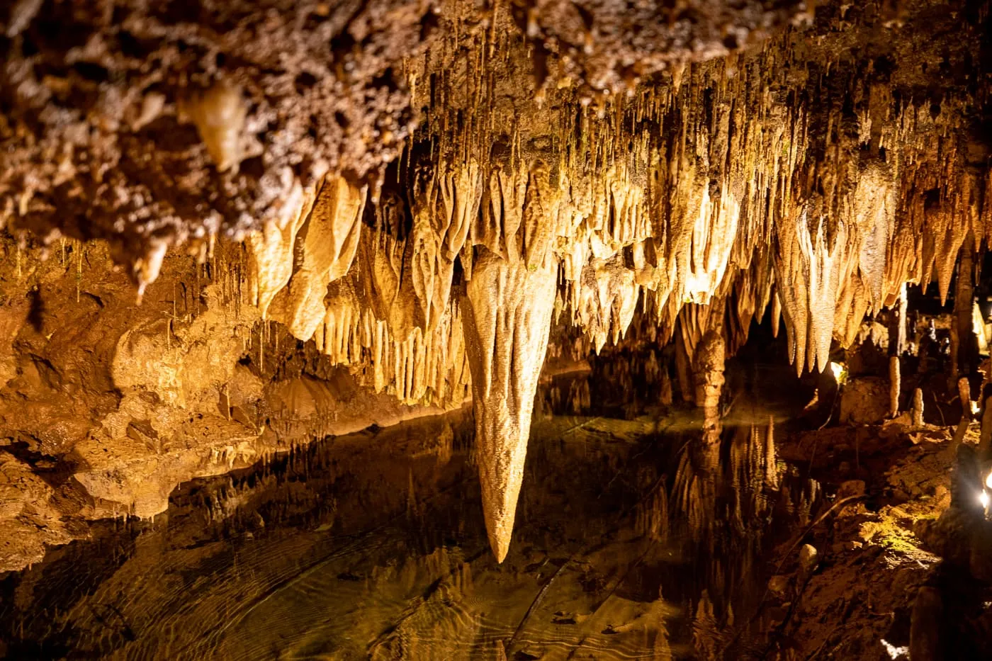 Meramec Caverns in Sullivan, Missouri Route 66 tourist attraction