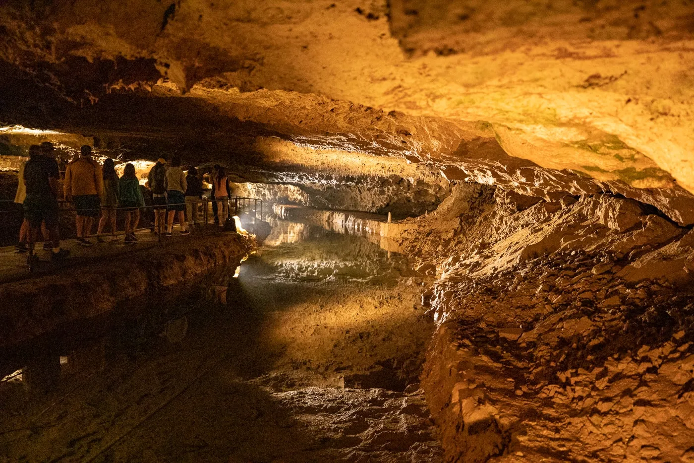 Meramec Caverns in Sullivan, Missouri Route 66 tourist attraction